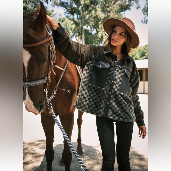 23 Fabulous Checkerboard Faux Fur and Leather Jacket - Picture 4 of 5